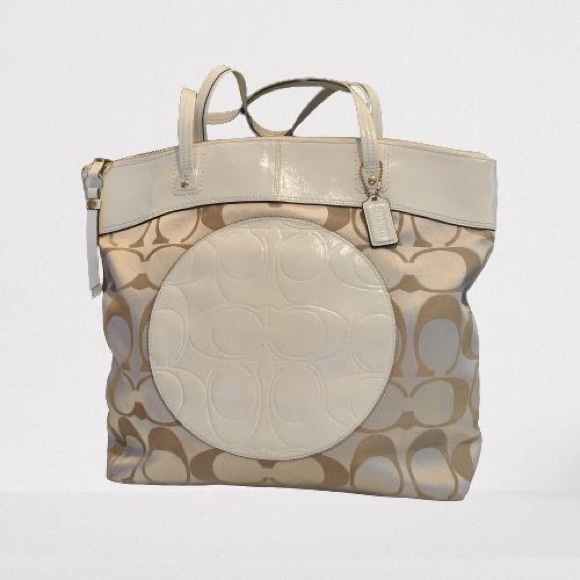 Coach Handbags - Coach purse